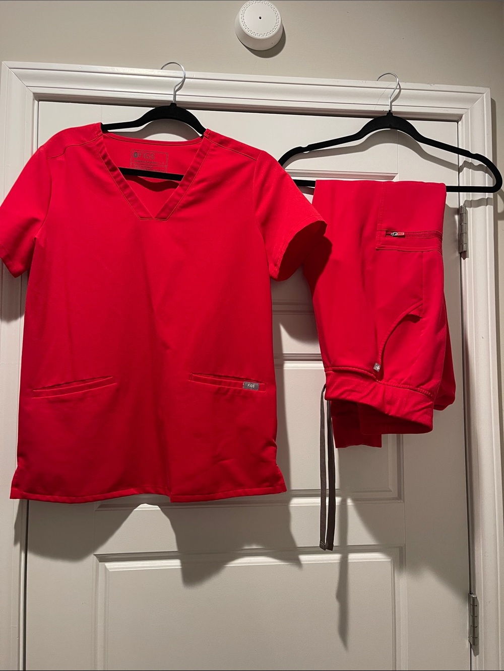 Figs Women's Scrub Set in Bright Red